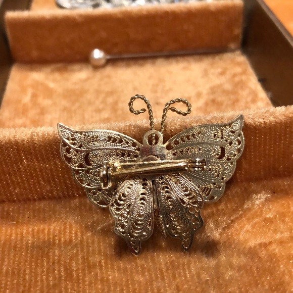 Vintage Gold Butterfly Brooch - Picture 5 of 8
